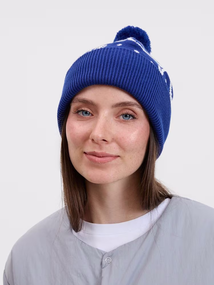 Шапка Adventino