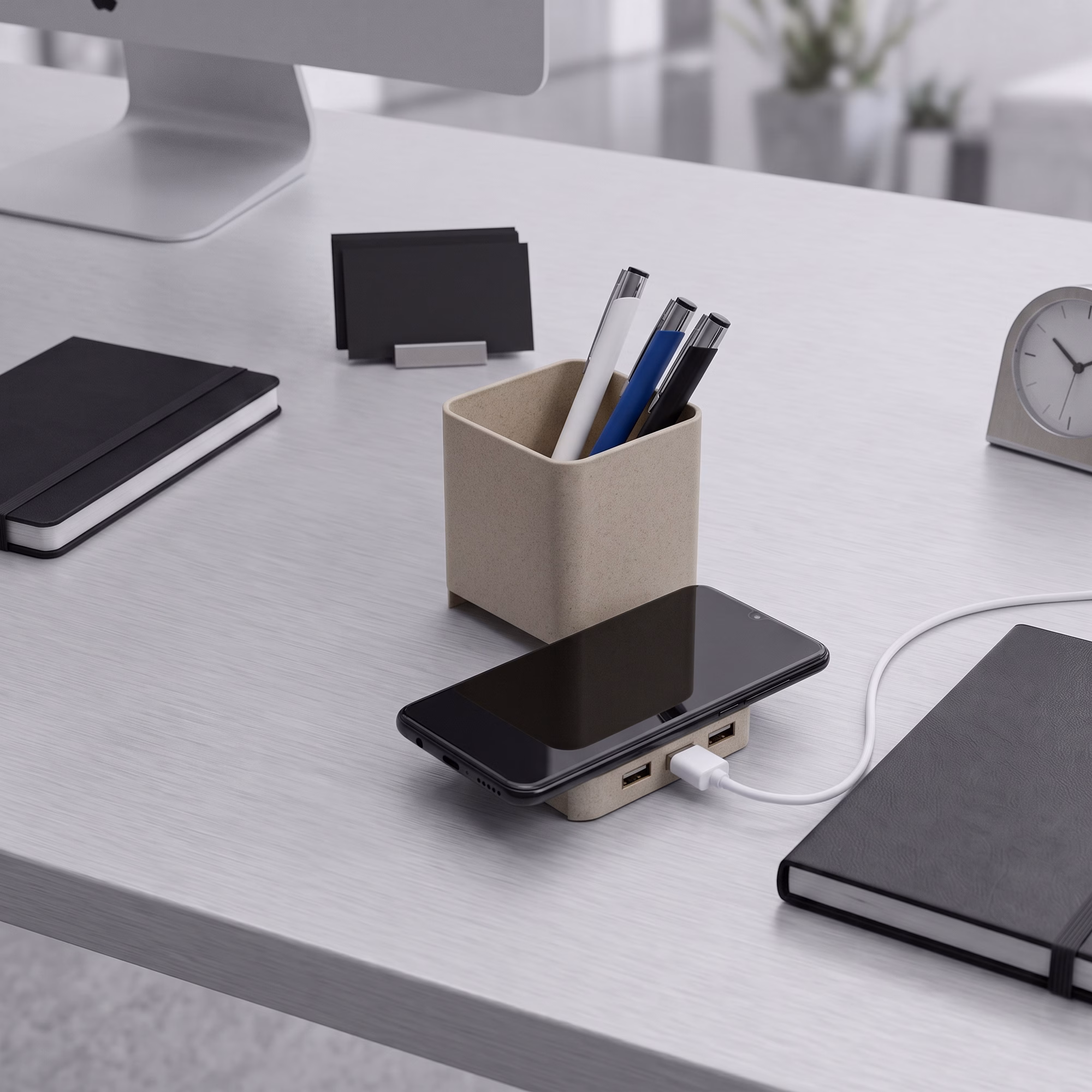Настольный органайзер Cubic с функциями USB-хаба и беспроводной зарядки
